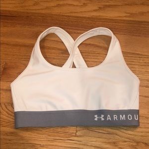 Under armour girl small sports bra-EC